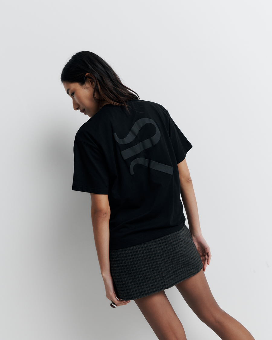 Romy Signature Tee | Black