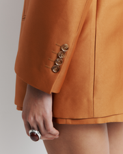 The Gemini Blazer offers a menswear-inspired, oversized silhouette with a three-button closure and jetted pockets, combining classic style with modern ease. Shop now for a versatile addition to your wardrobe!