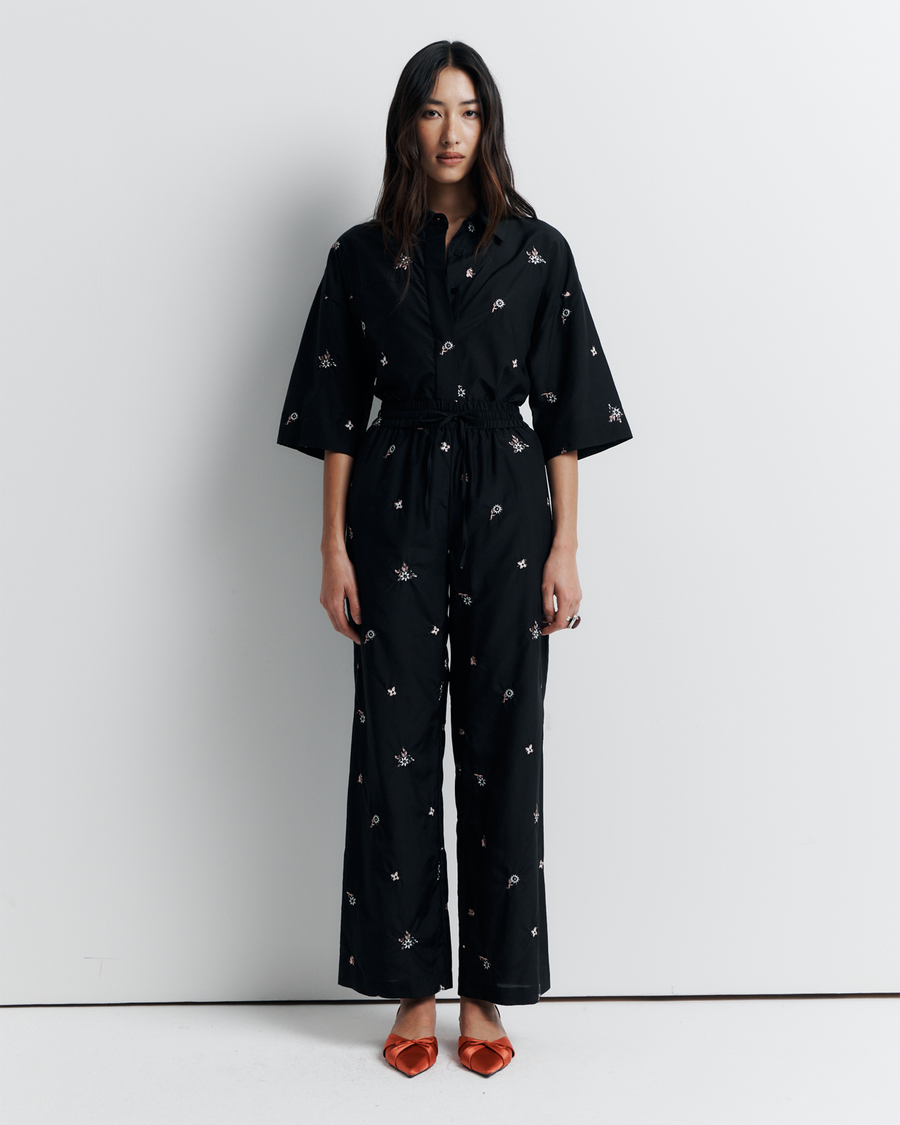 The June Pant is a relaxed elastic waist style featuring side pockets, a functional drawcord, and delicate floral embroidery for a subtle romantic touch. Style it with your favourite top for effortless everyday wear. Shop now.
