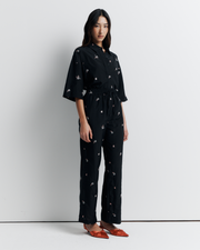 The June Pant is a relaxed elastic waist style featuring side pockets, a functional drawcord, and delicate floral embroidery for a subtle romantic touch. Style it with your favourite top for effortless everyday wear. Shop now.